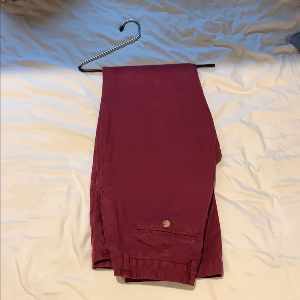 Vineyard vines maroon long pants size 30x34